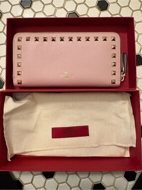 Valentino Pink Leather Rockstud Zip Wallet with Gold Hardware